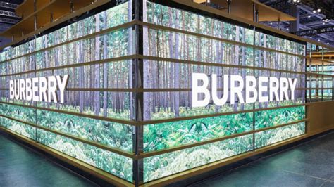 Burberry signs £300m sustainability linked loan